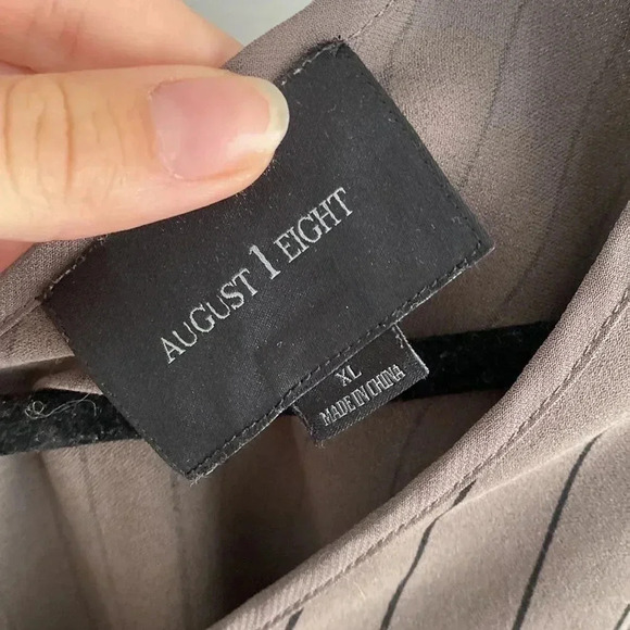 August 1 Eight Striped Cap Sleeve V Neck Blouse Gray Black Size XL - Picture 5 of 11